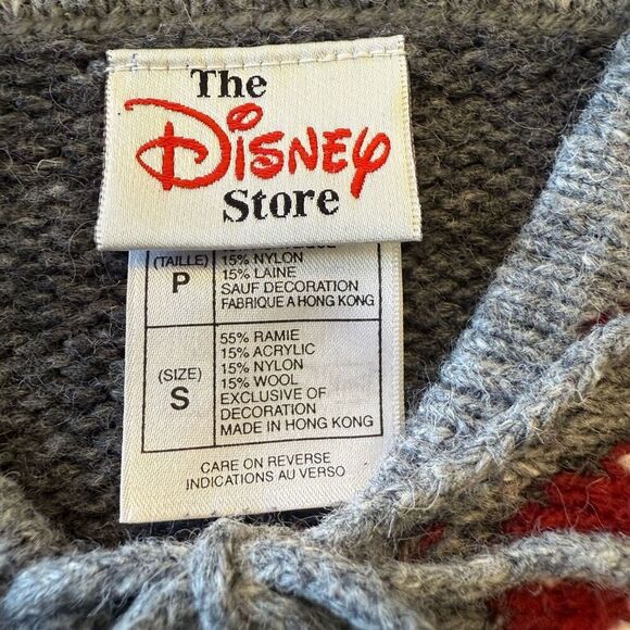 The Disney Store Winnie the Pooh Gray Fair Isle Ramie Blend Swtr Sz S Vintage - Picture 5 of 11